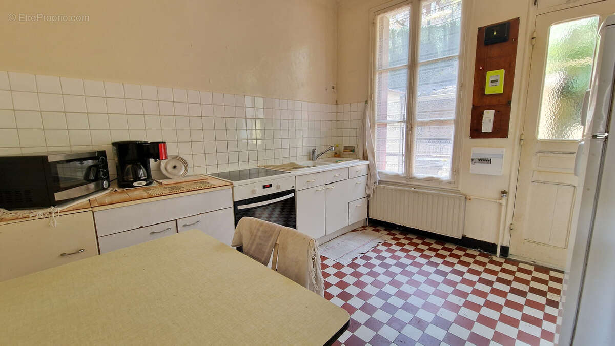 Maison à MARLY-LA-VILLE
