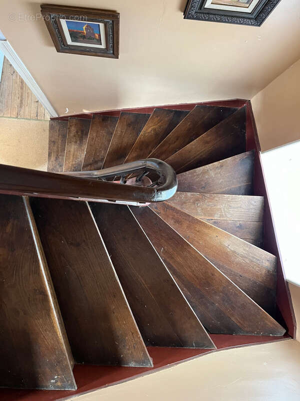 Maison à JUMILHAC-LE-GRAND