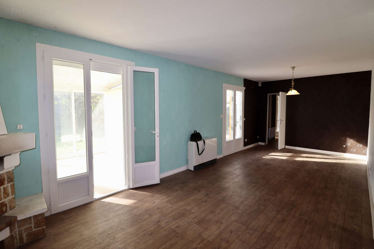 Maison à SEMUSSAC