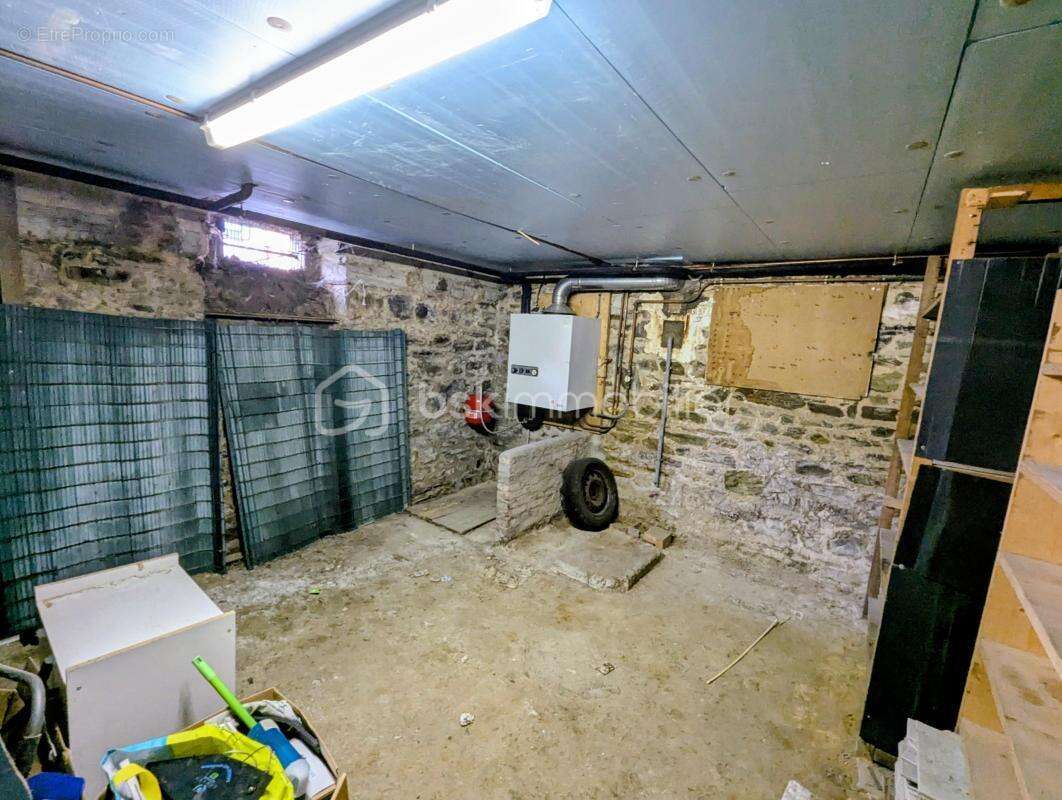Appartement à FOUGERES