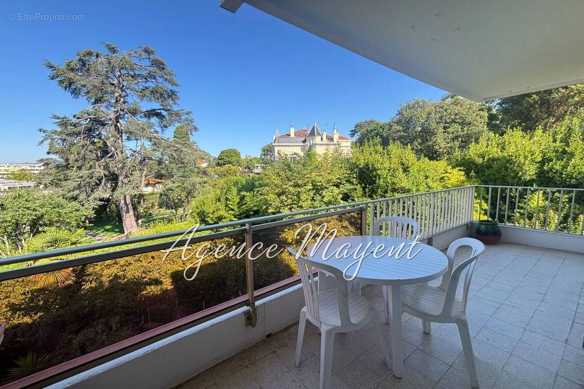 Appartement à CANNES