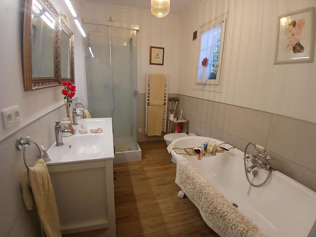 20251018_113544 (1) - Maison à SAINT-PRIEST-LES-FOUGERES