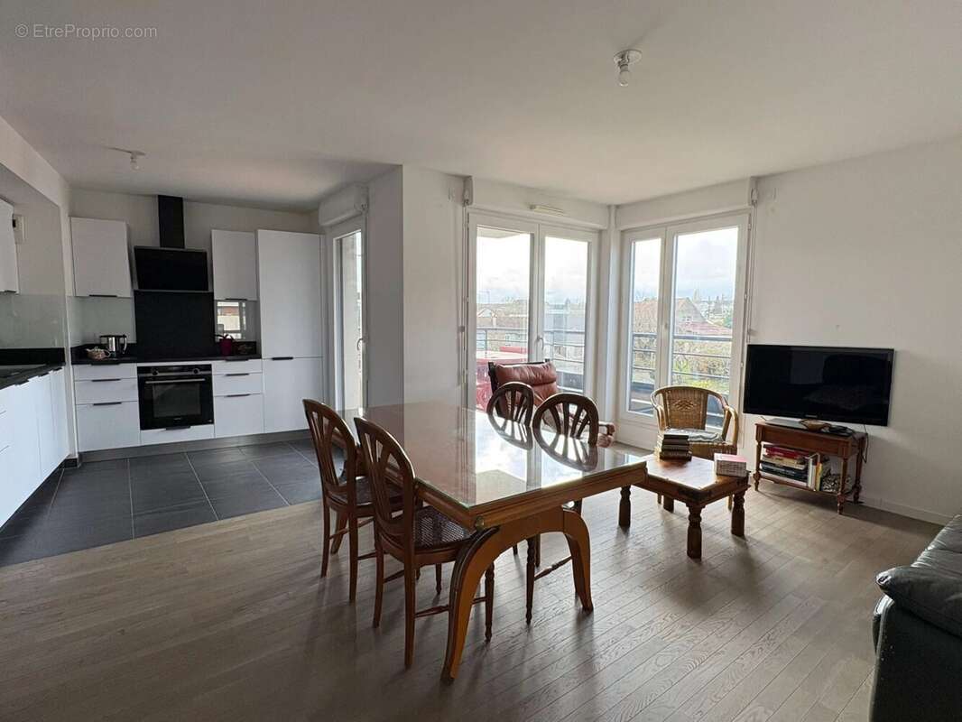 Appartement à PLAISIR