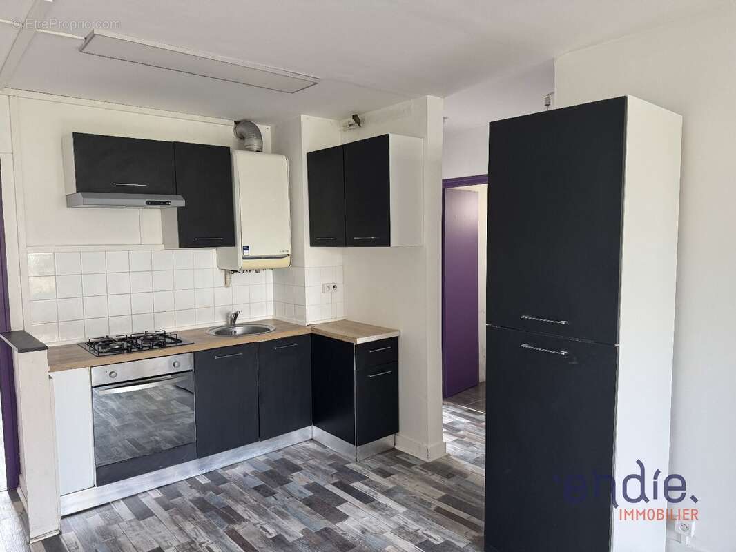 Appartement T4 balcon - photo 2