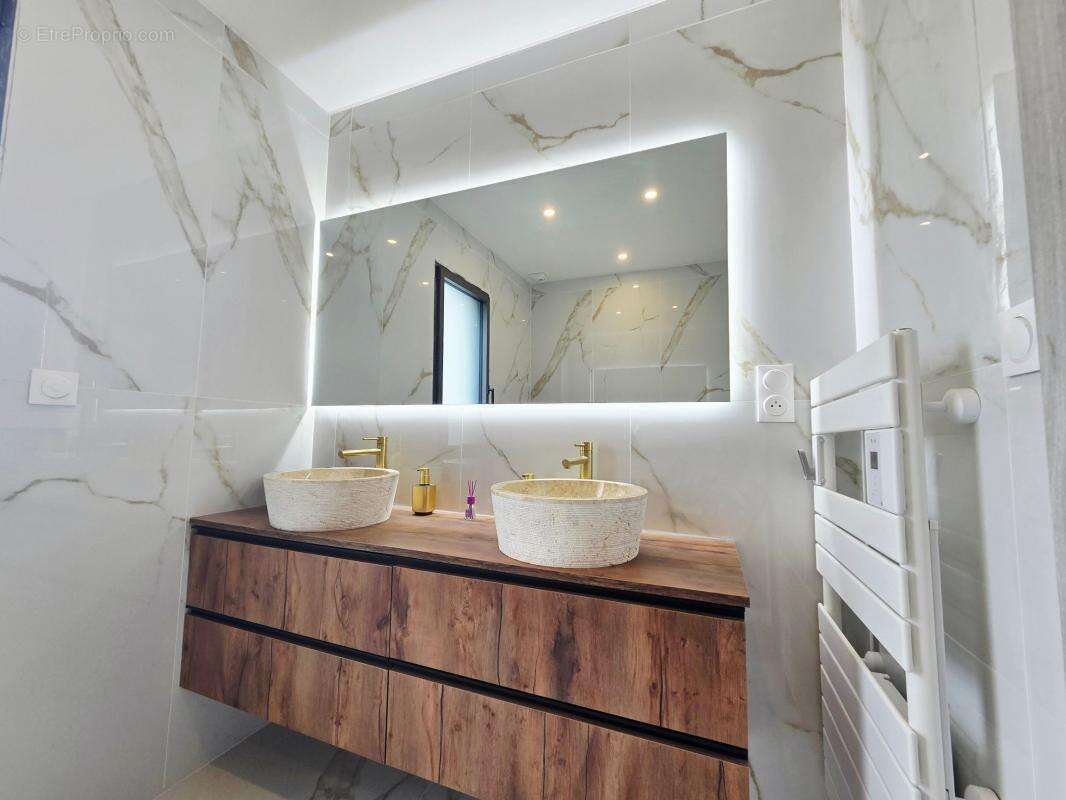 Maison à LANDIVISIAU