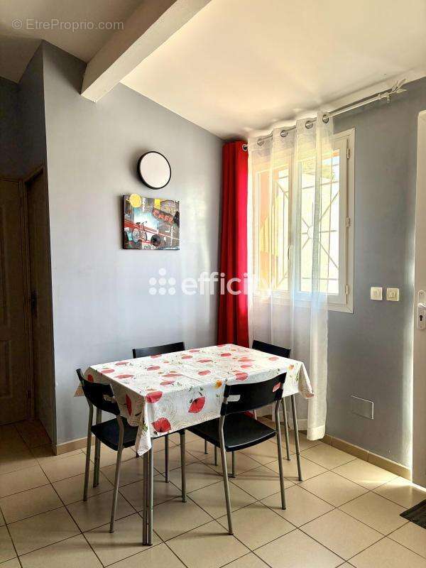 Maison 40 m² à Miramas  - photo 7