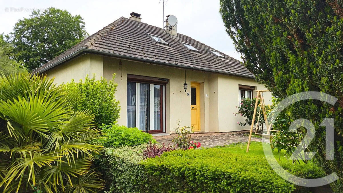 Maison à BERNAY