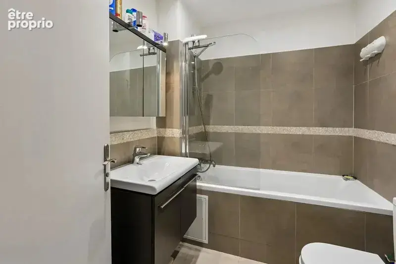 Neuilly sablons/roule:  beau studio de 35,19m² + balcon - photo 12