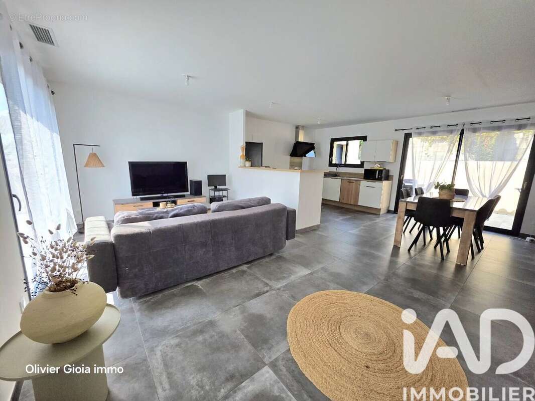 Photo 4 - Maison à BIZANET