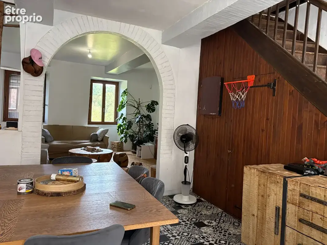 Maison de village avec vue, jardin et garage - photo 4