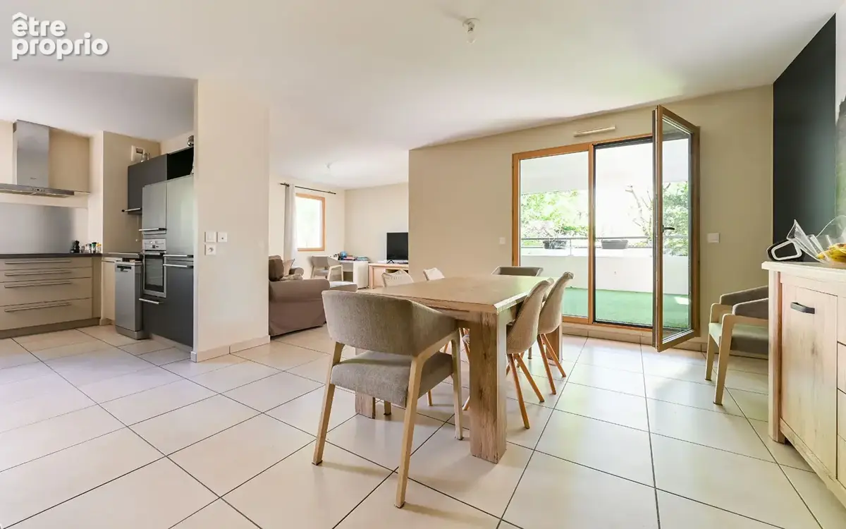 Appartement Ecully 5 pièce(s) 101.03 m2 - photo 5