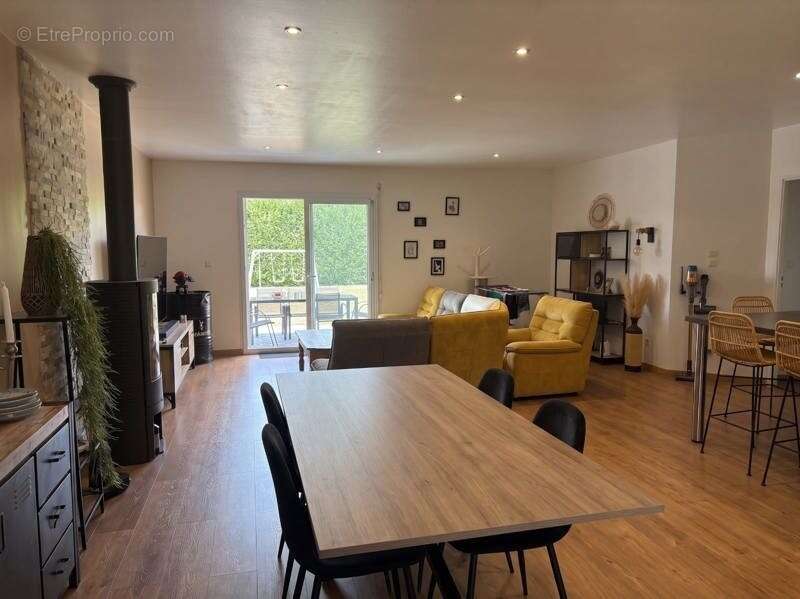 Maison de 4 pièces principales - photo 2