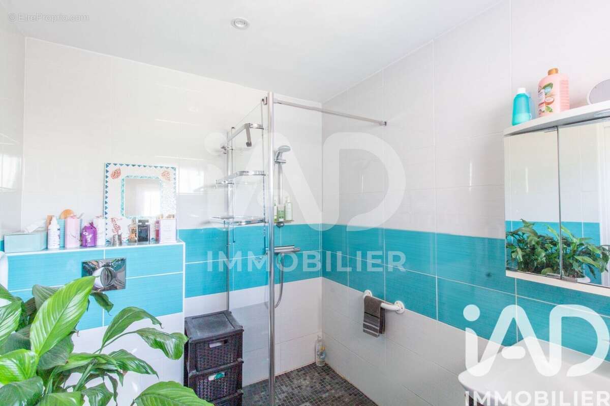 Maison 236 m² à Chatenoy  - photo 7