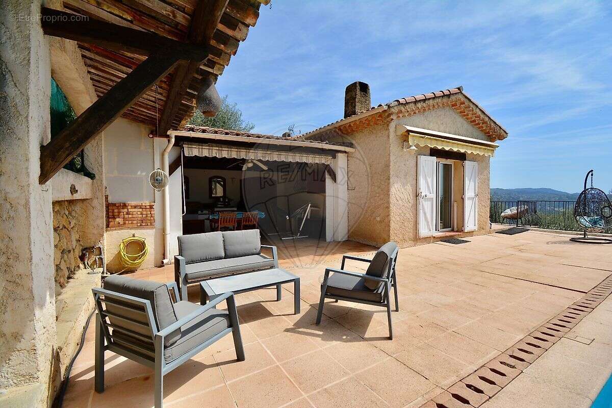 Maison à GATTIERES