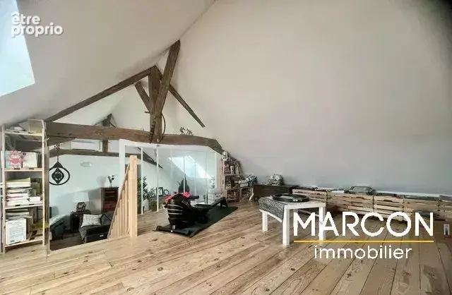 Propriete de caractere avec espace professionnel - photo 22