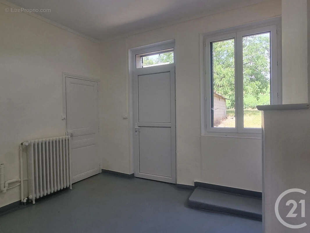 Maison 105 m² à Crezancy-En-Sancerre  - photo 10
