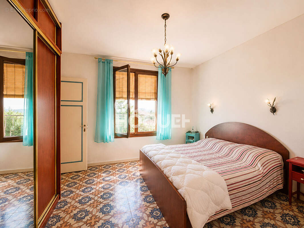 Demeure de Prestige à Vendre à Aigne - photo 5