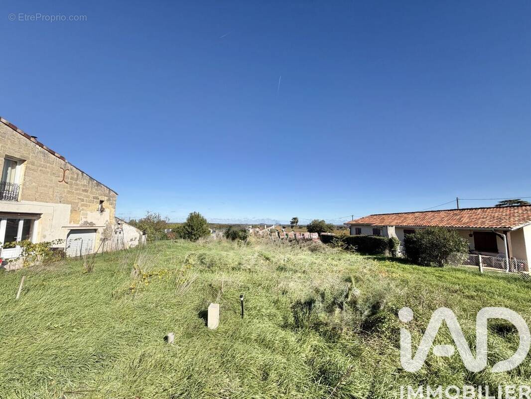 Photo 1 - Terrain à SAINT-GERMAIN-DU-PUCH