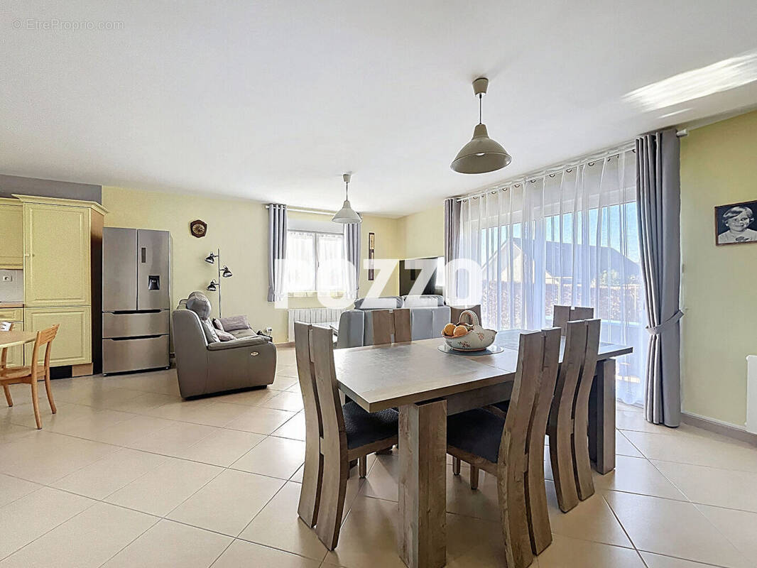 Maison à NOTRE-DAME-DE-GRAVENCHON