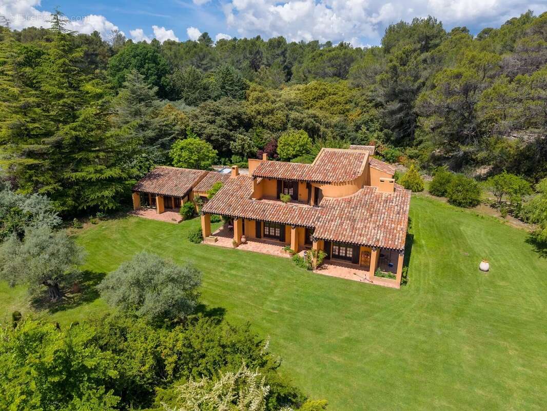 Maison à SAINT-MARC-JAUMEGARDE