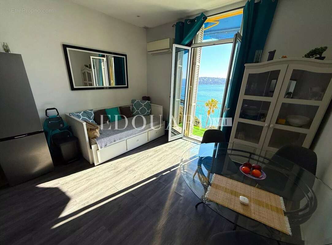 Appartement à ROQUEBRUNE-CAP-MARTIN