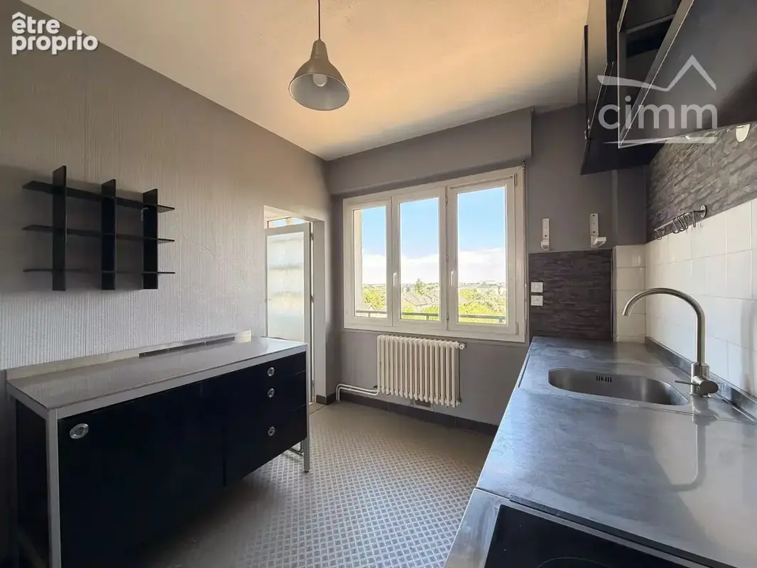 BLOIS — Bel appartement T2 de 55 m²  — 10 min du centre - photo 4