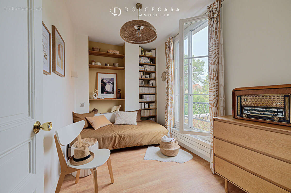 Maison à LE PERREUX-SUR-MARNE