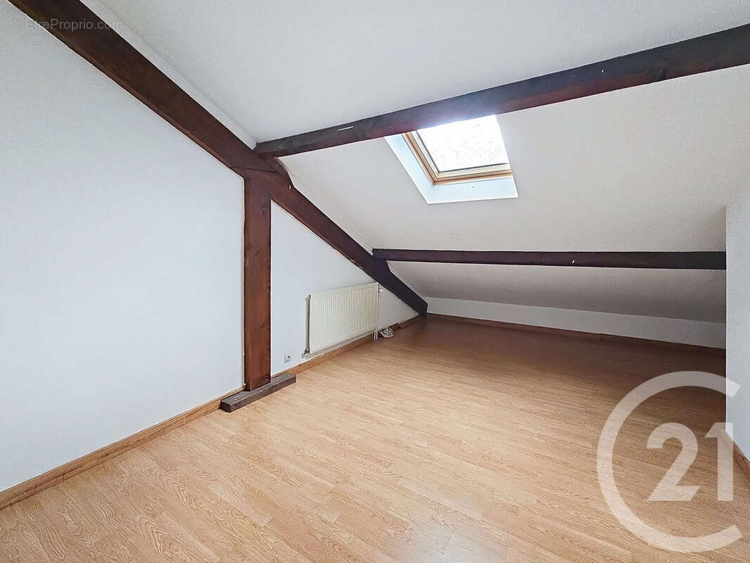Appartement 79 m² à Provins  - photo 10