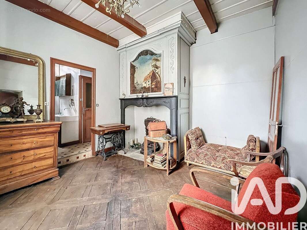 Photo 2 - Appartement à LE MALZIEU-VILLE
