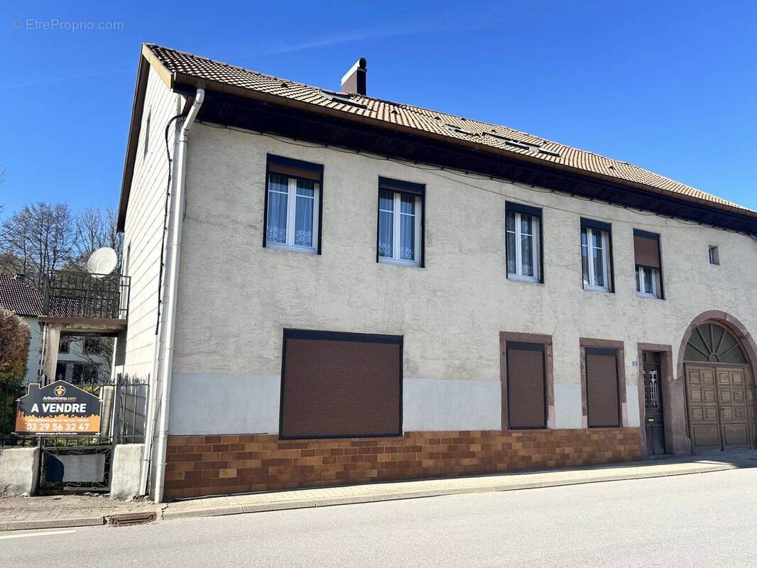 Maison à PROVENCHERES-SUR-FAVE