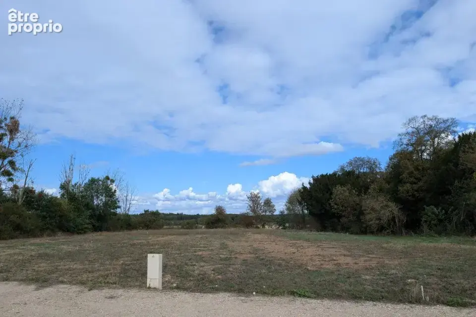 Terrain à BERCHERES-SAINT-GERMAIN