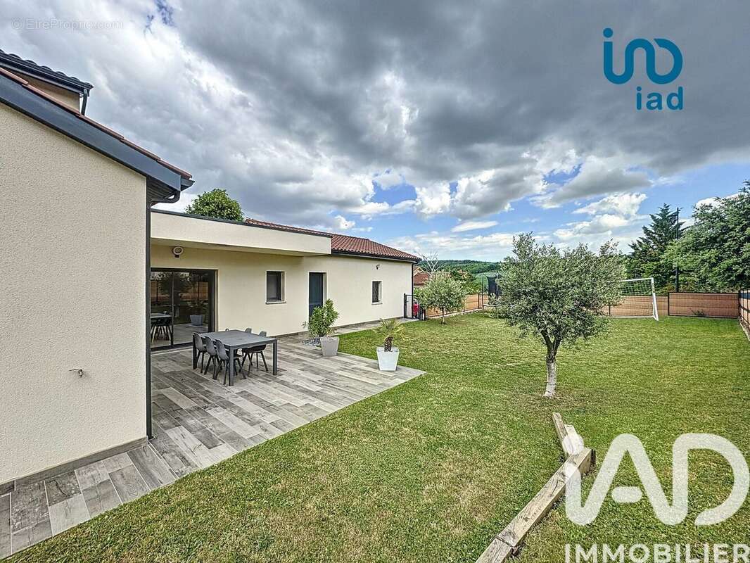 Photo 2 - Maison à MACLAS