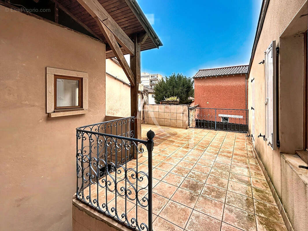 Appartement 143m² - Entre Mâcon et Charnay - photo 9