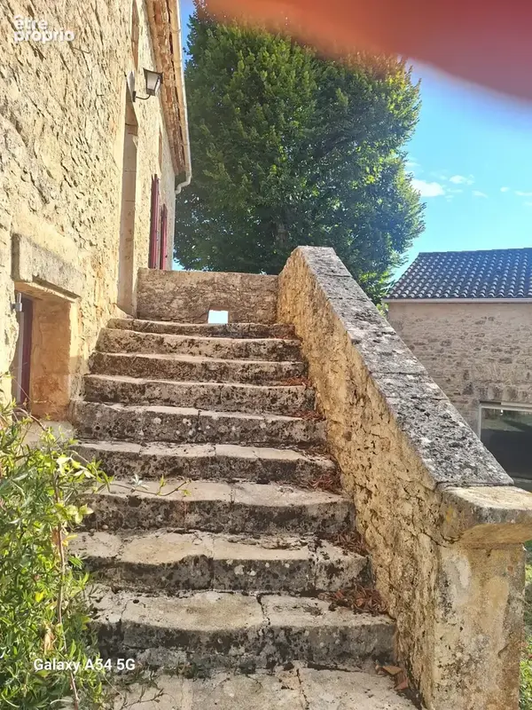 Ensemble immobilier de caractère - photo 23