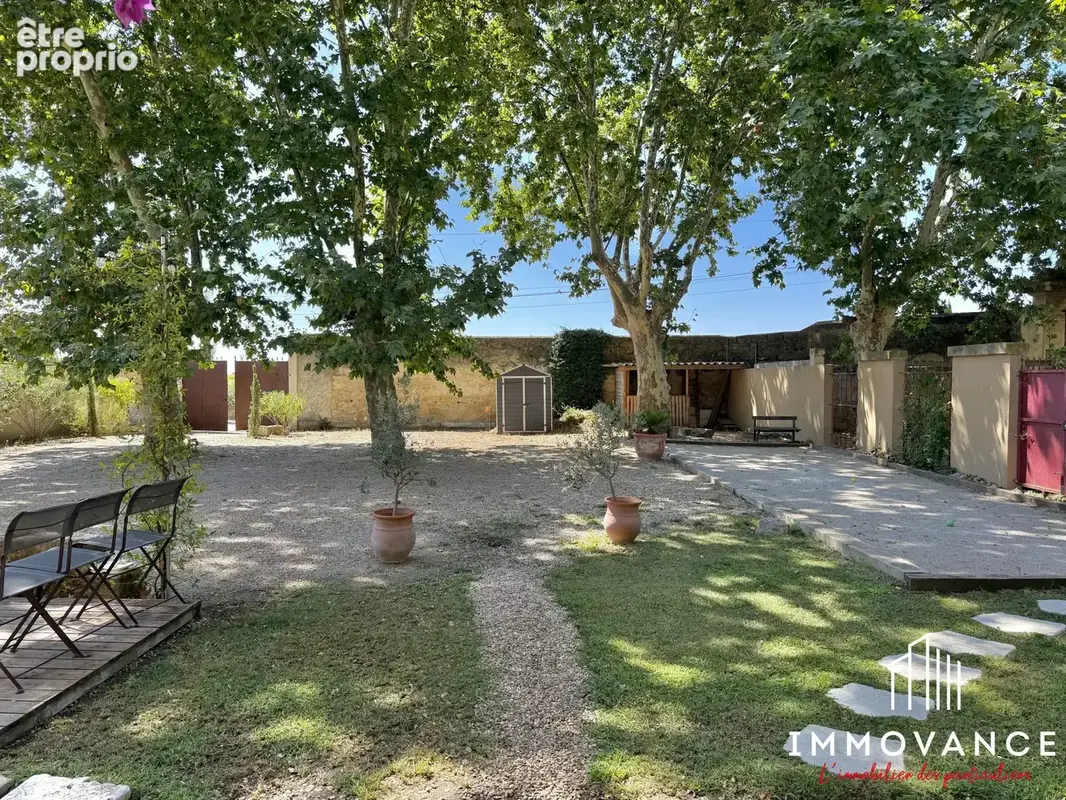 Maison 8 pièces 335 m² à vendre à Aimargues (30470) - photo 3