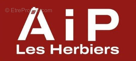 Terrain à LES HERBIERS
