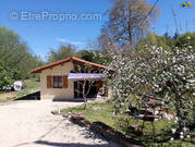 Modern house near St André, Haute-Garonne with covered terrace and mature garden. - Maison à SAINT-ANDRE