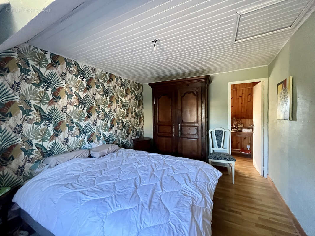 Maison à PORT-EN-BESSIN-HUPPAIN