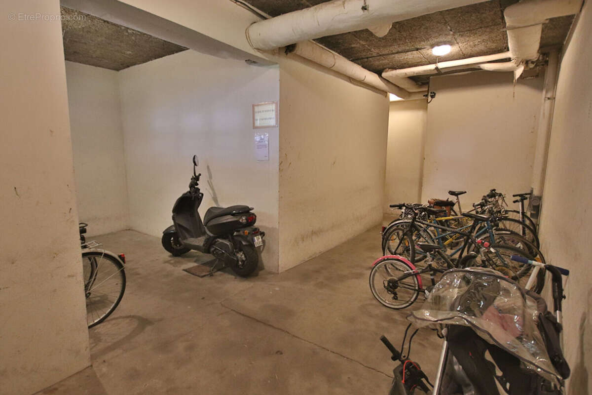 Appartement à MOULINS