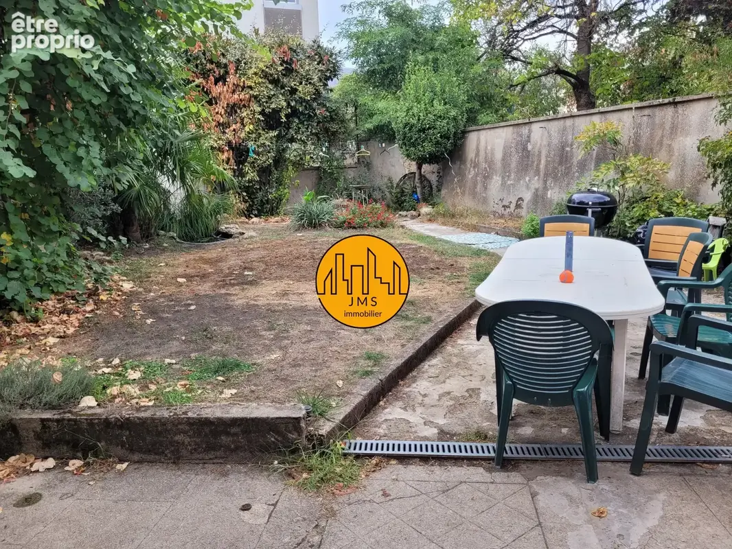 Maison de ville avec jardin . - photo 9
