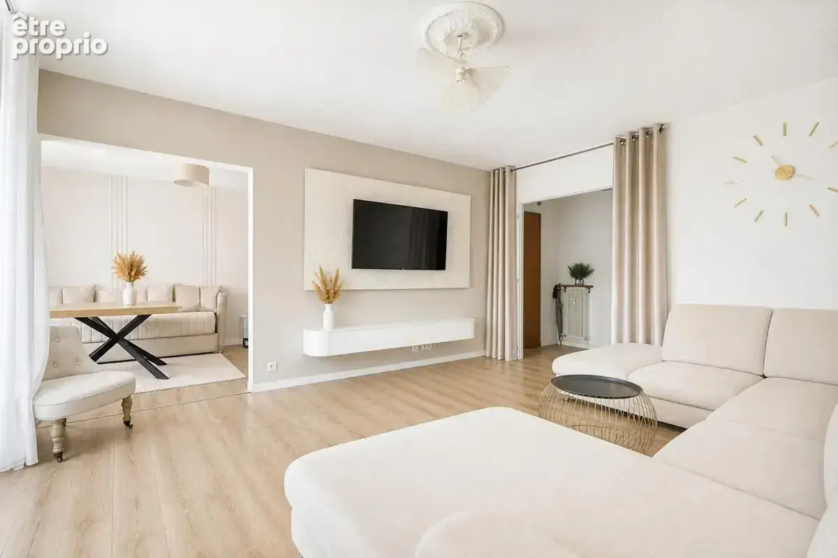 Appartement de 4 pièces de 77 m² à Avignon - photo 3
