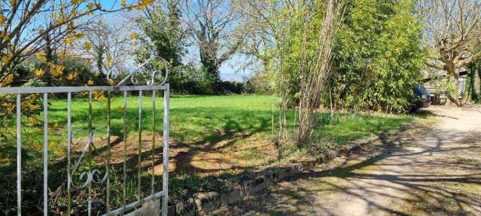 Terrain 383 m² à Saint-Priest  - photo 2