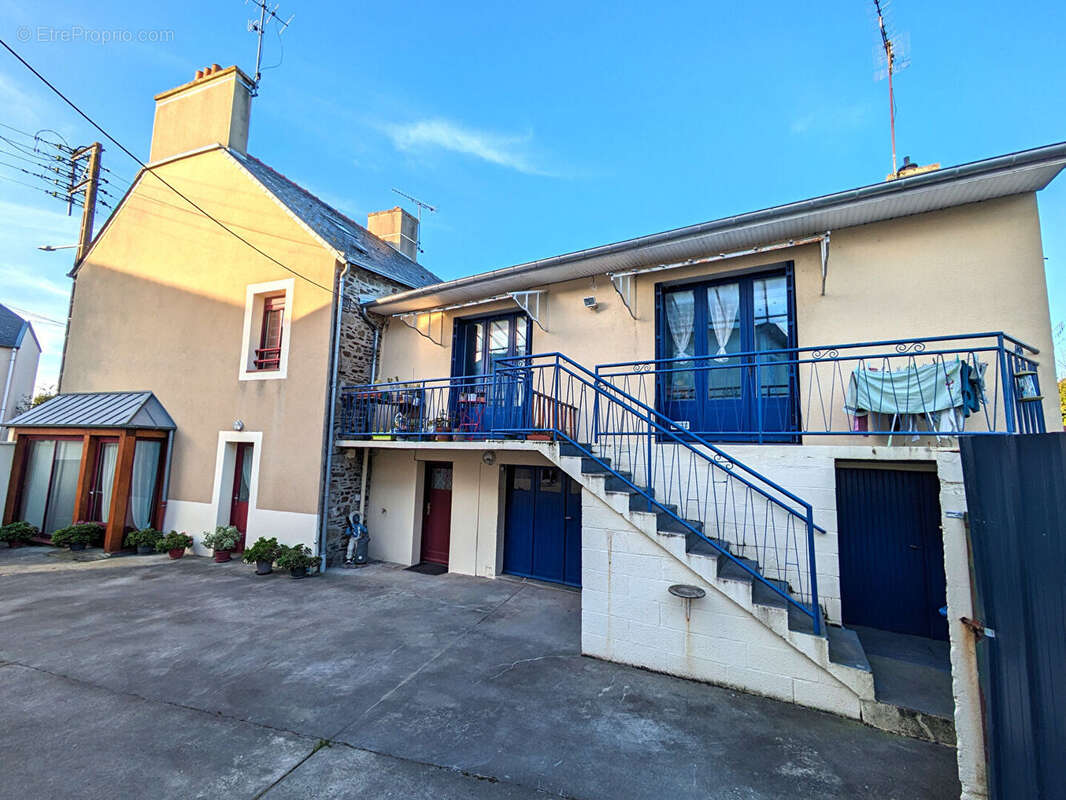 Maison à DOL-DE-BRETAGNE