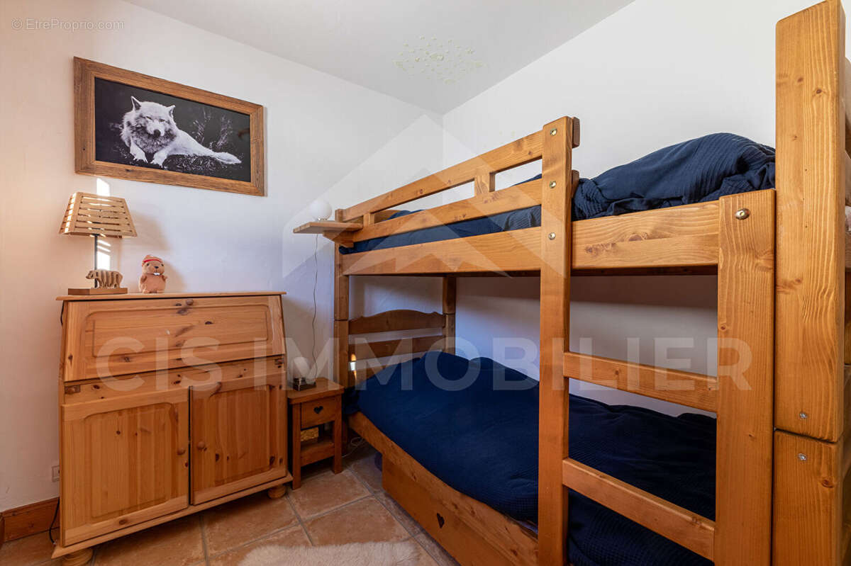 Appartement à LES ALLUES