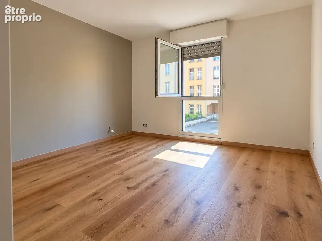 METZ SAINTE-CROIX   T5 rénové avec suite parentale - photo 7