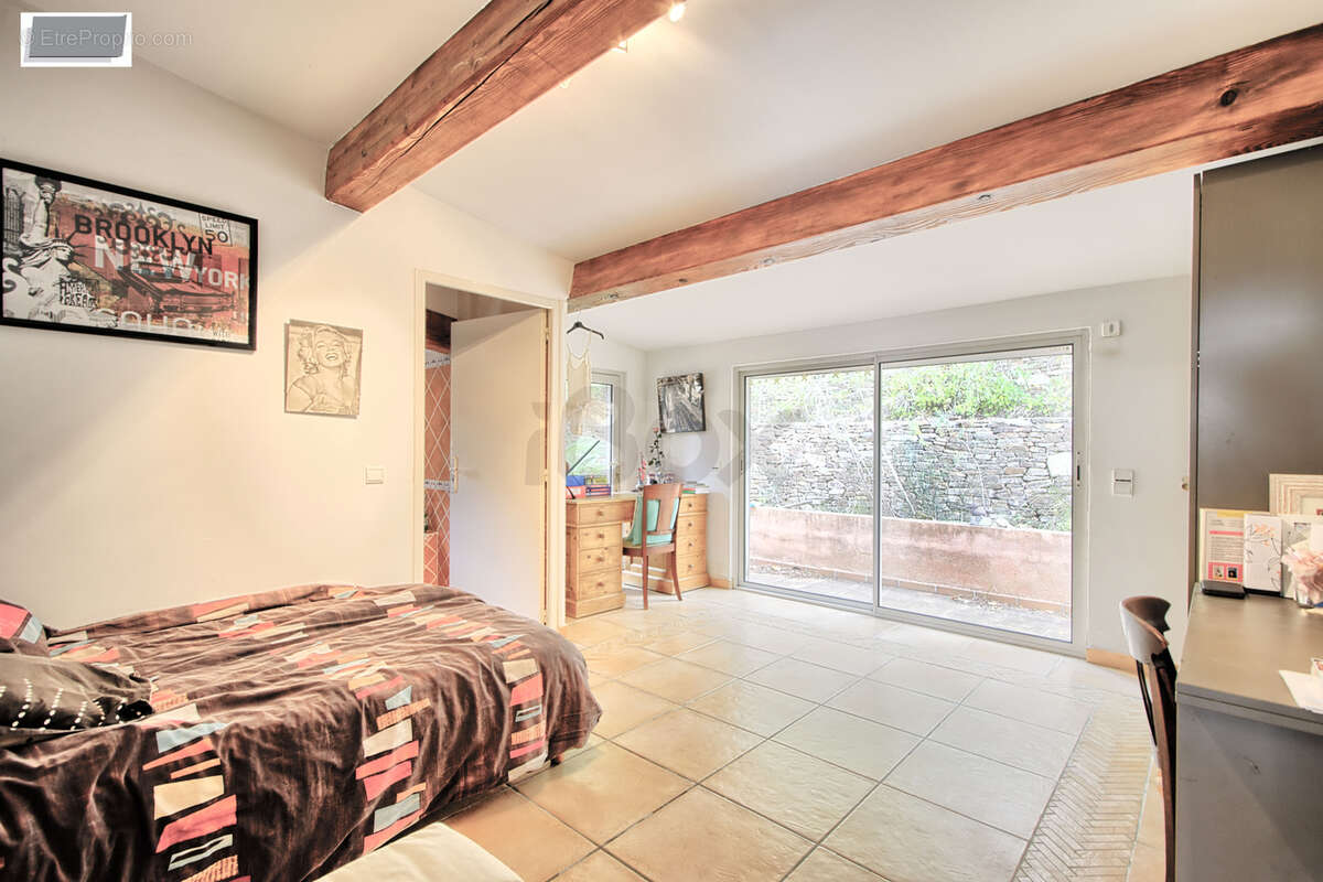 Maison à HYERES