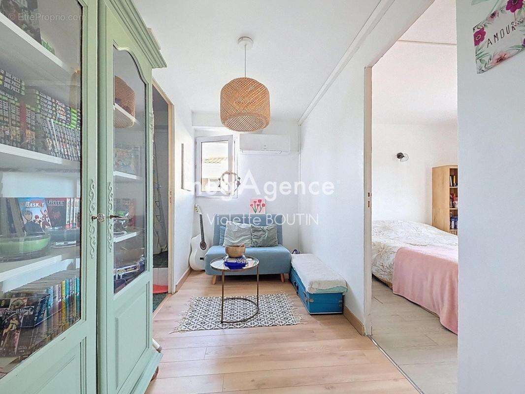 Maison à LE PUISET-DORE