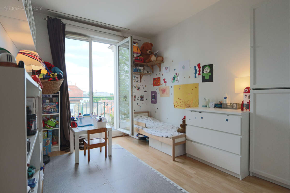 Appartement à LE RAINCY
