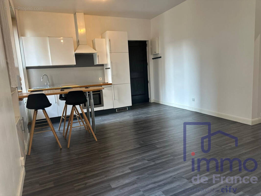 Appartement à SAINT-ETIENNE
