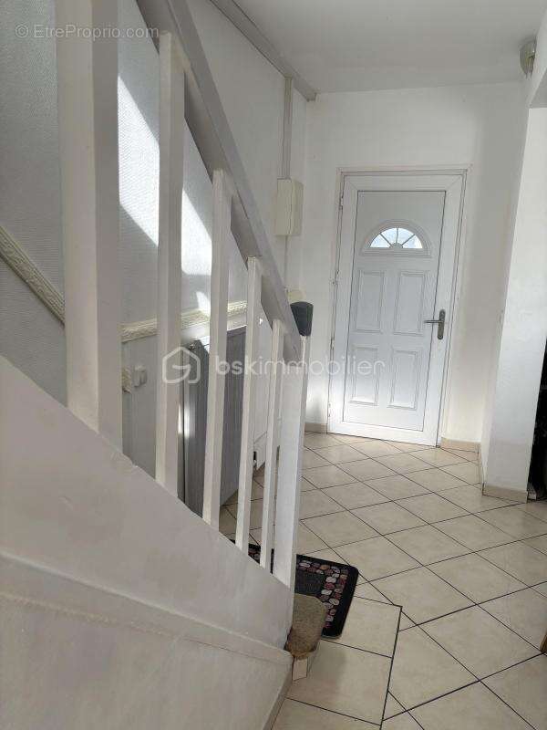 Maison à CREPY-EN-VALOIS